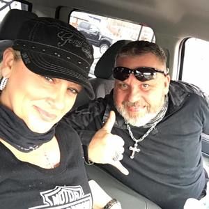 Meet your Posher, Mia